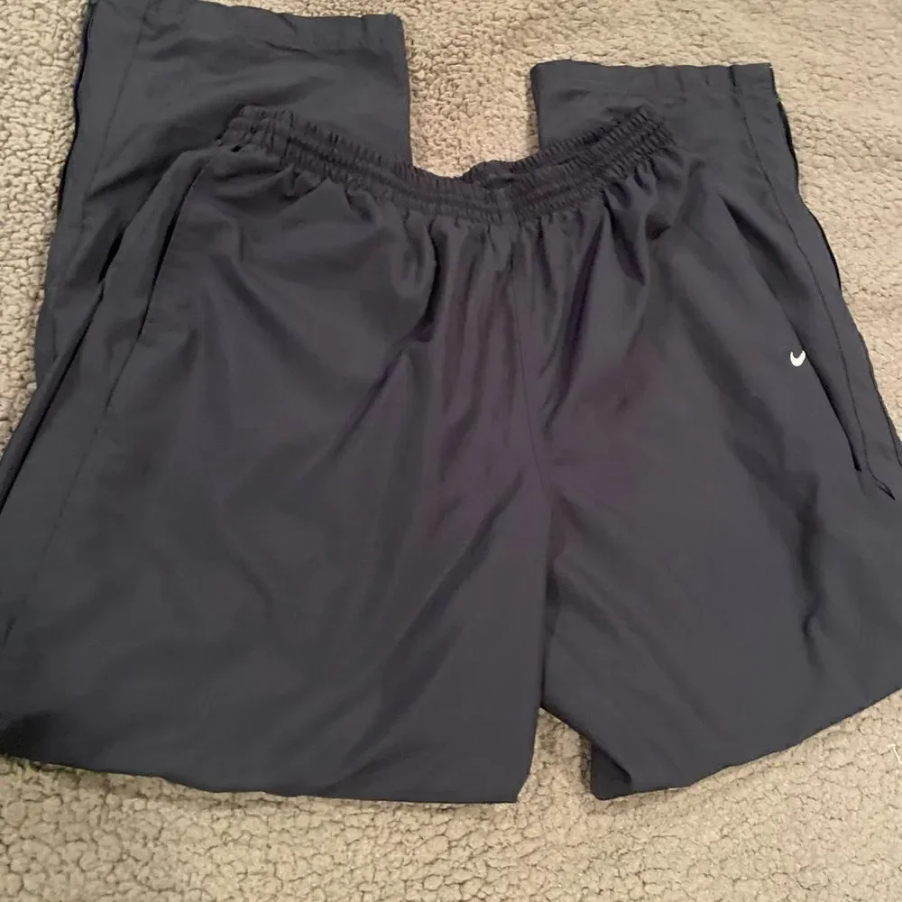 Nike Navy Joggers Men’s XL